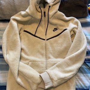 Nike Sherpa Hoodie. brand New never worn
